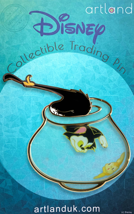 Figaro's Playtime - Glass Pin Figaro's Playtime - Glass Pin